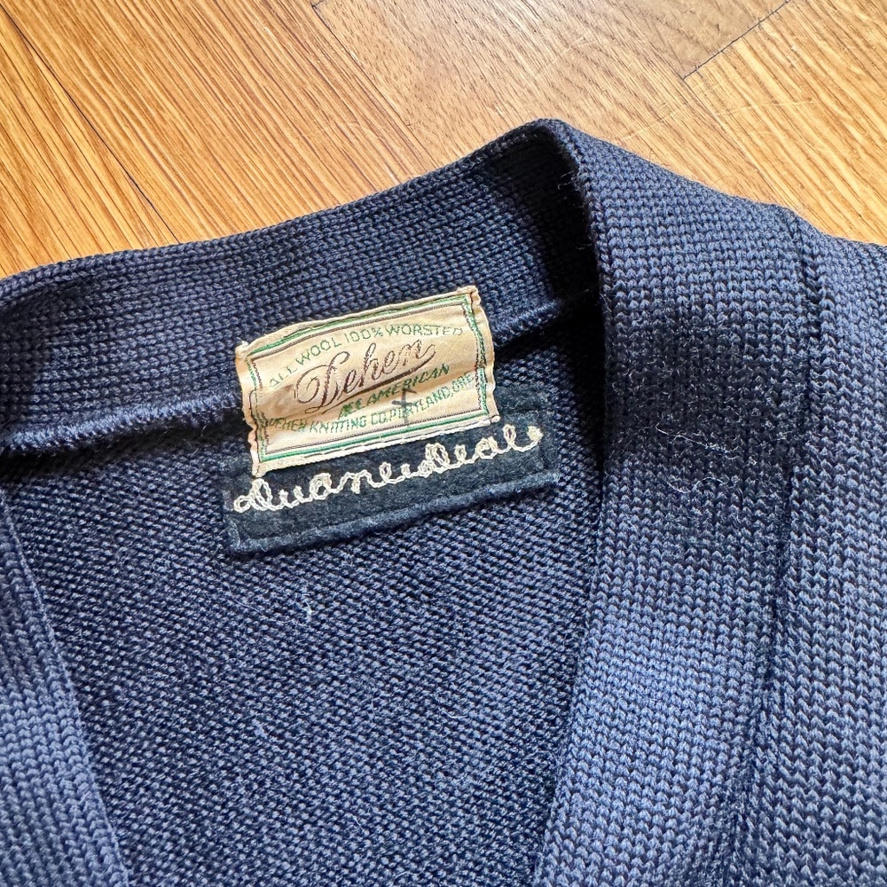 Dehen navy vintage cardigan